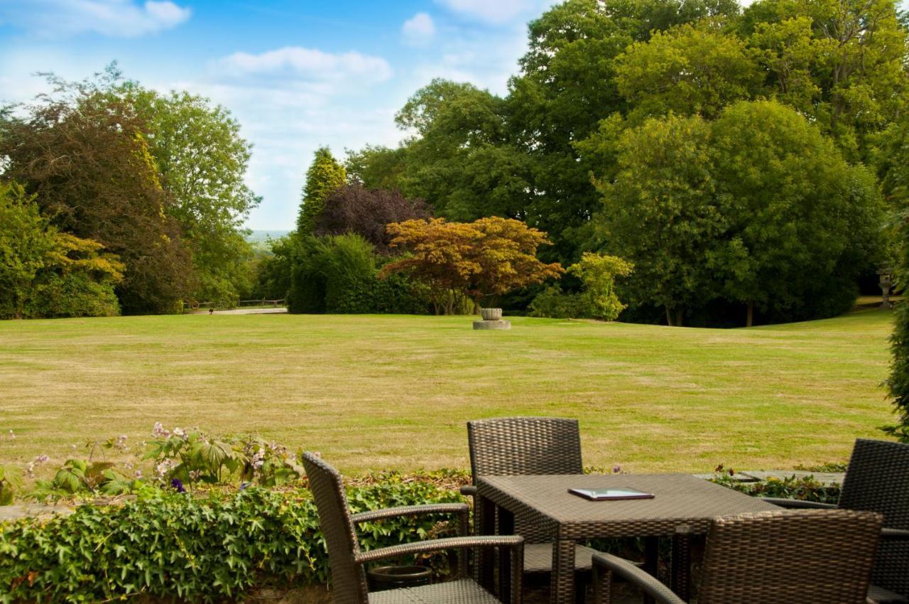 Ghyll Manor Country Hotel Horsham Exterior foto